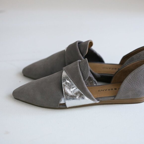 Brand New Lucky Brand Grey Silver Pointy Toe Leather Flats - Picture 5 of 7